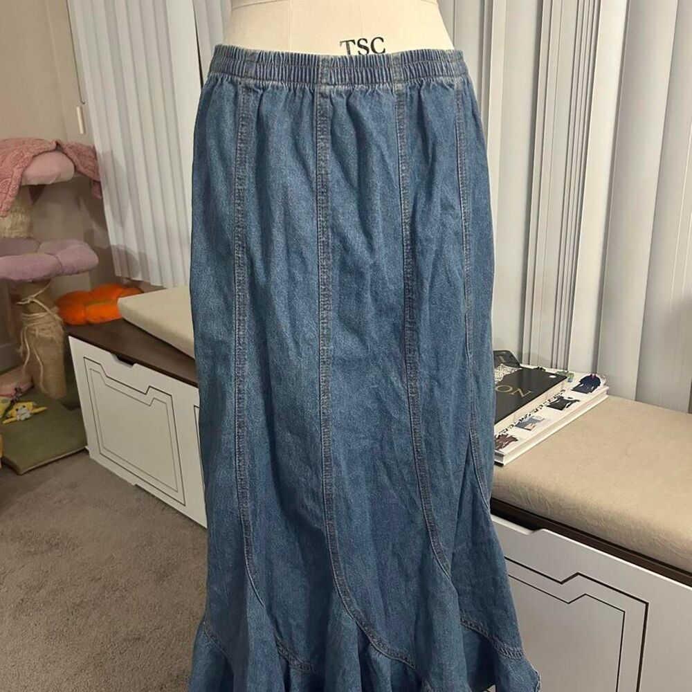 Bfa-classics Women's Blue and Navy Skirt